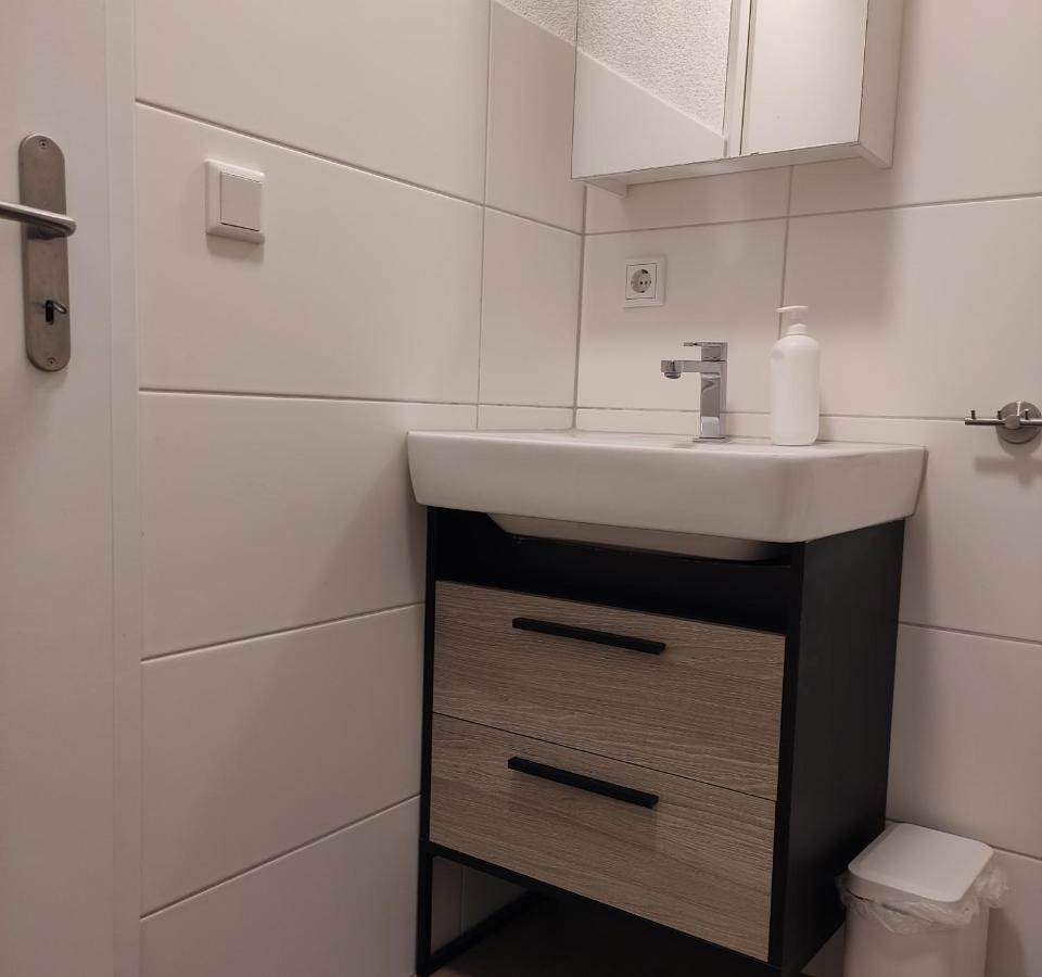 2 Zimmerwohnung In Bietingen Готмадинген Екстериор снимка